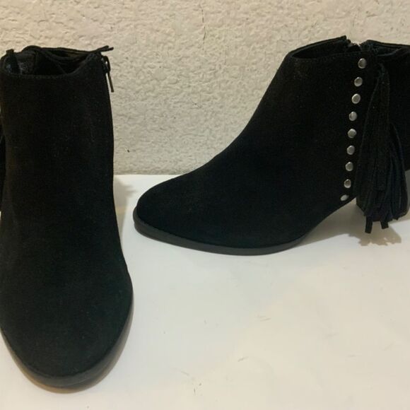 Vionic • Faros Fringed Bootie ankle boot black suede heeled studded orthotic - Picture 2 of 10